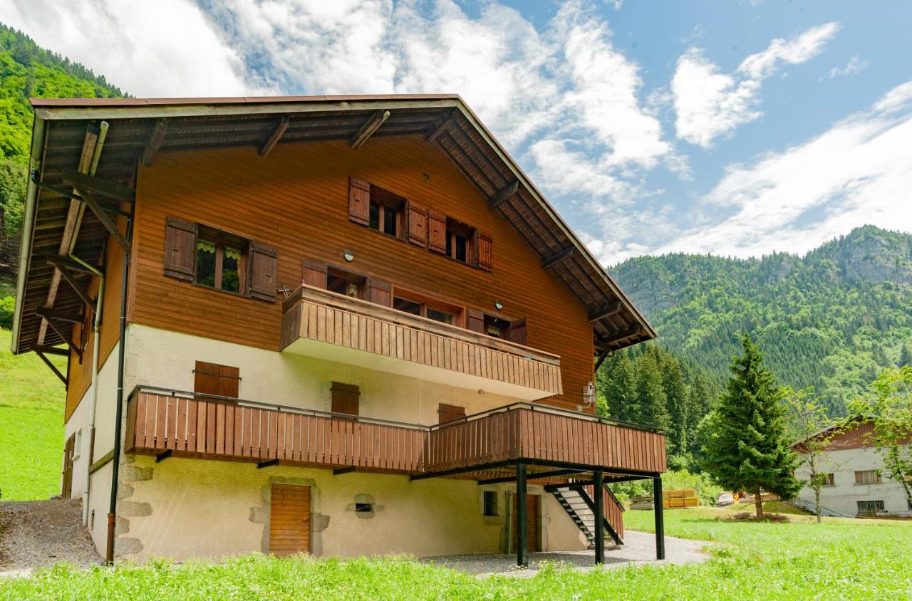 Grand Appartement Proche Gd Bornand Glieres-Val-de-Borne Luaran gambar
